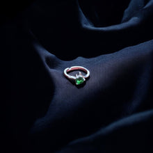 Adjustable Crown Embrace Ring