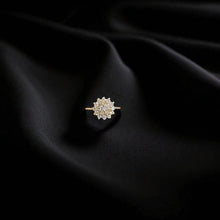 Fleur Blanche Ring
